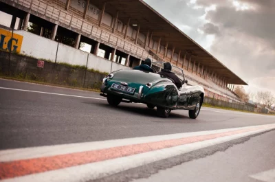 Circuit de Gueux-Jaguar roadster XK-COM'REIMS-Nicolas gory photographe freelance